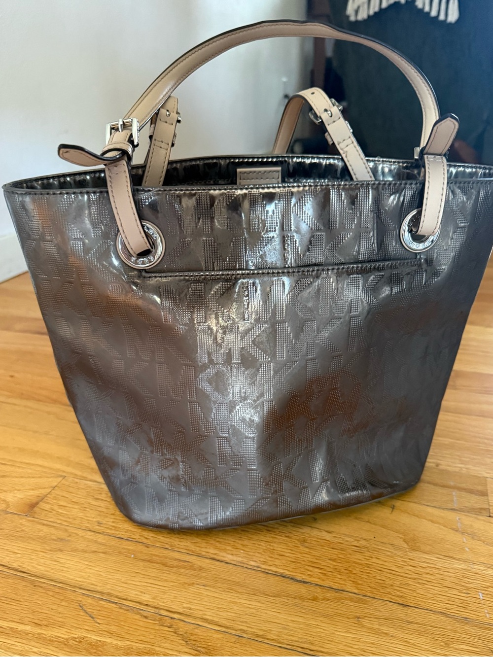Michael Kors Metallic small tote Bag with Logo Lining